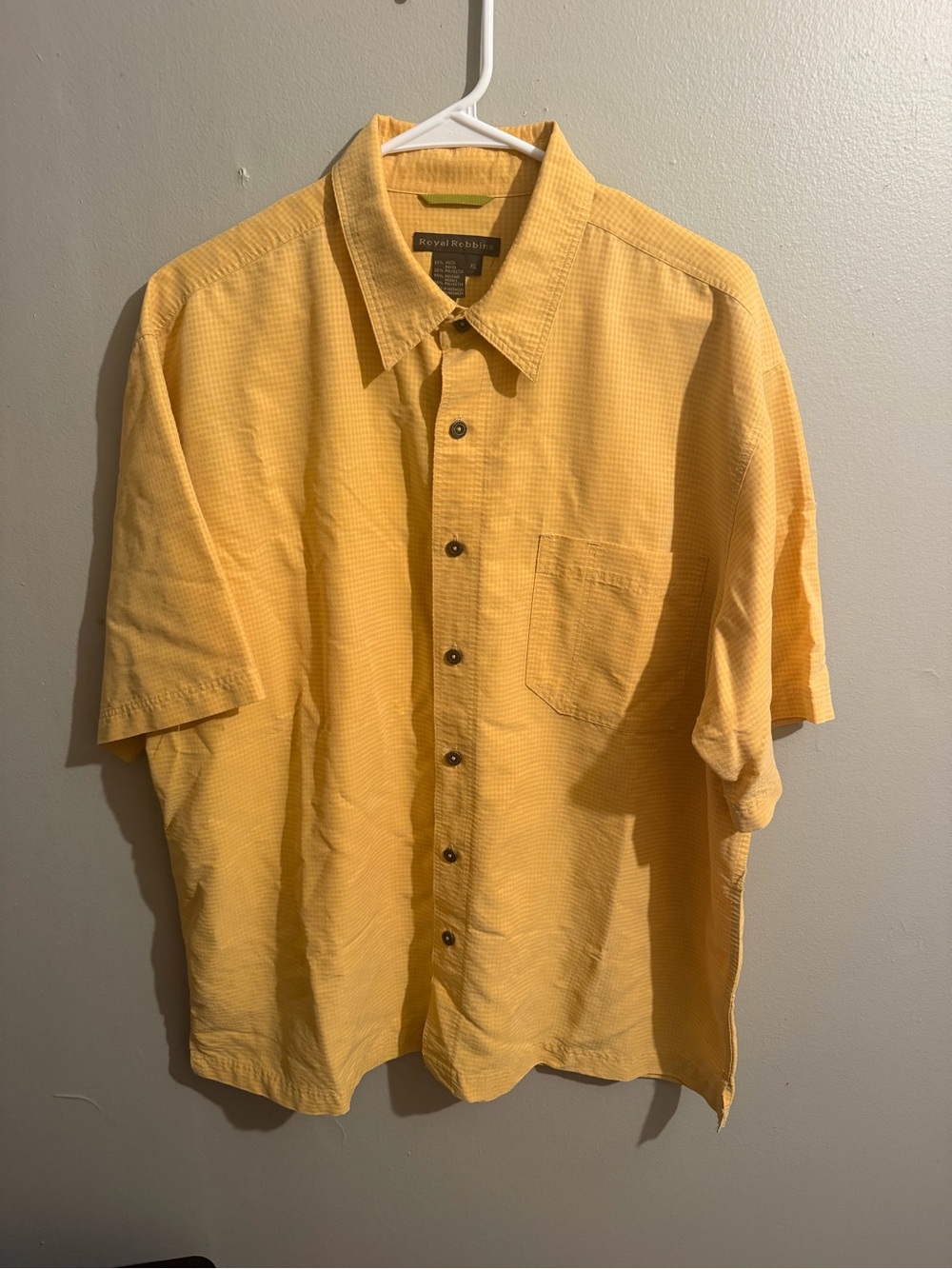 Royal Robbins XL Yellow Button Up Shirt Modal Outdoor Travel Embroidered Logo